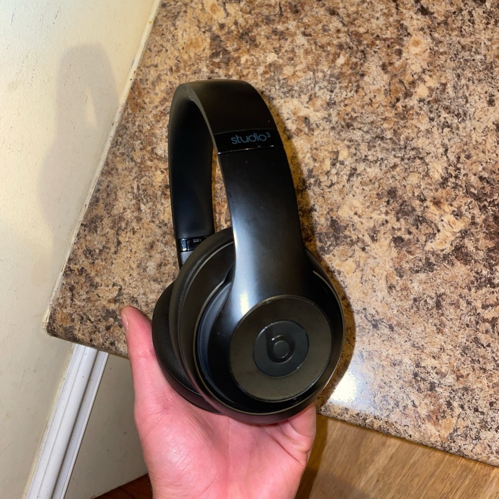 Beats Studio 3